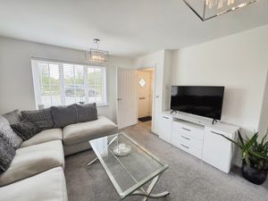LOUNGE- click for photo gallery